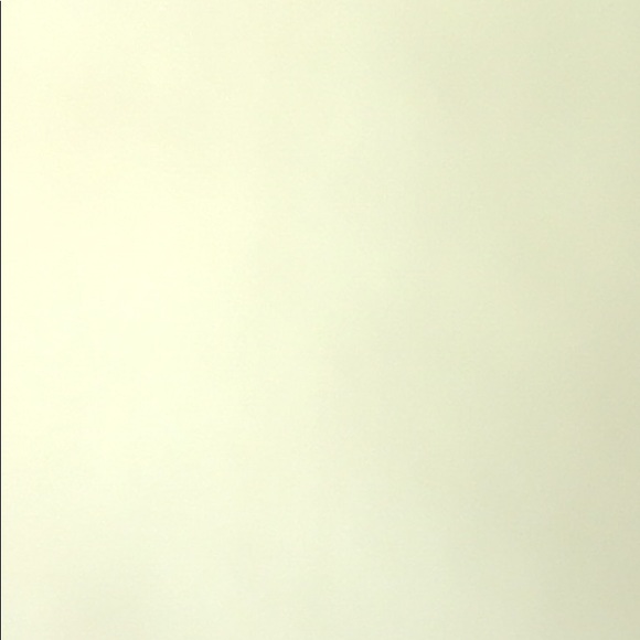 Meet your Posher, Aaliayh - Picture 1 of 1